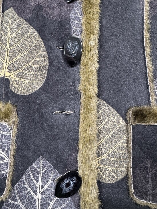 Robert Kitchen Canada VEST Leaves Faux Fur Women's Size L Blue Reversible - Picture 4 of 8